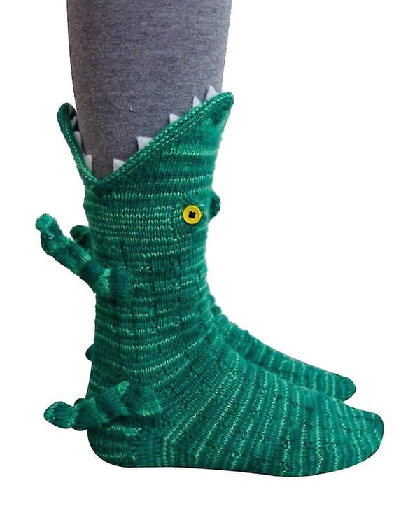 Julstickade krokodilsockor, söta och kreativa sockor CROCODILE