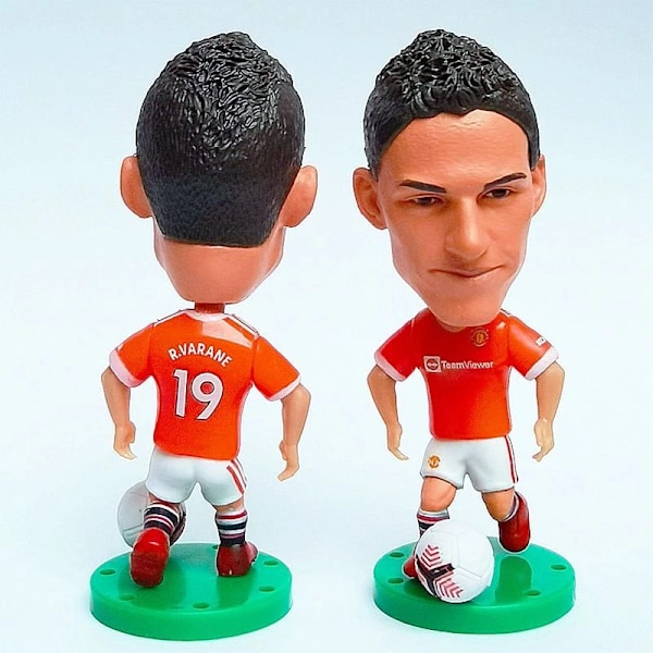 Fodboldspiller minifigurer Realistiske spark og præcise detaljer Raphael Varane