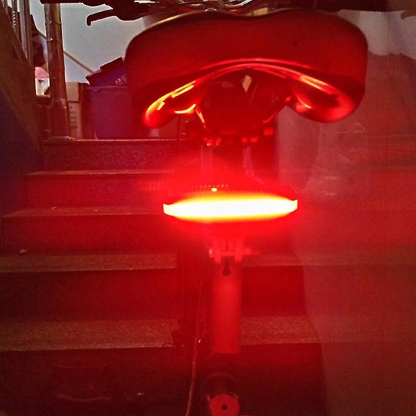Ultra Bright Bike Light USB Uppladdningsbar Cykel Bakljus Bakre Led Cykelsäkerhetsficklampa