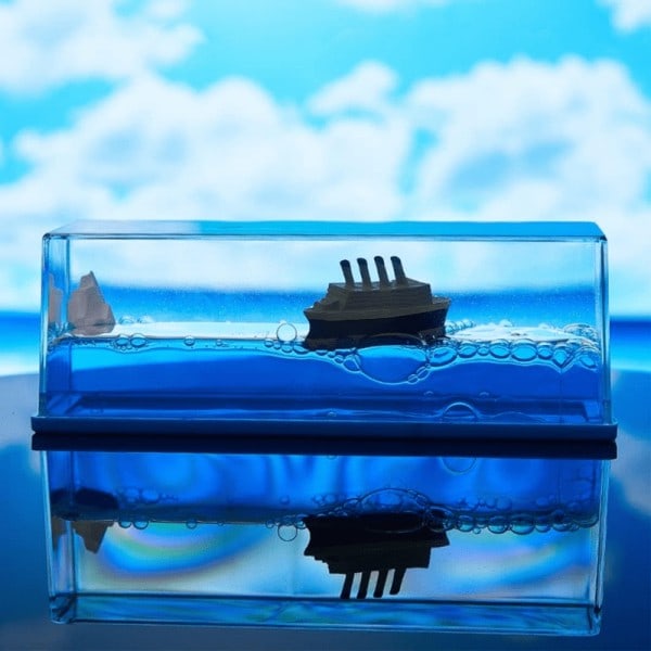 Titanic i glas - Usænkelig båd - Cool ornament