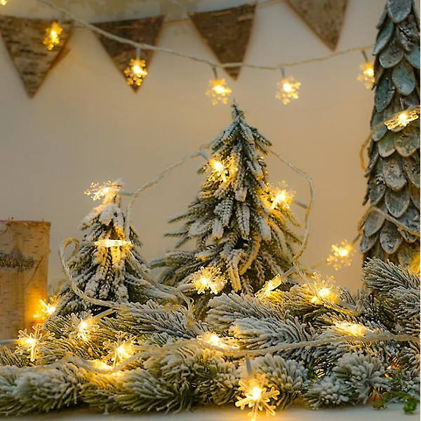 LED Lys Juletre Dekorlampe Utendørs Julelys Snølampe WARM WHITE 6m