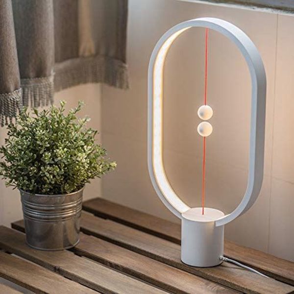 Heng Balance USB-driven LED-lampa med Ellips Magnetisk Brytare