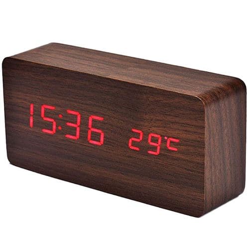 LED-vekkerklokke i tre-design