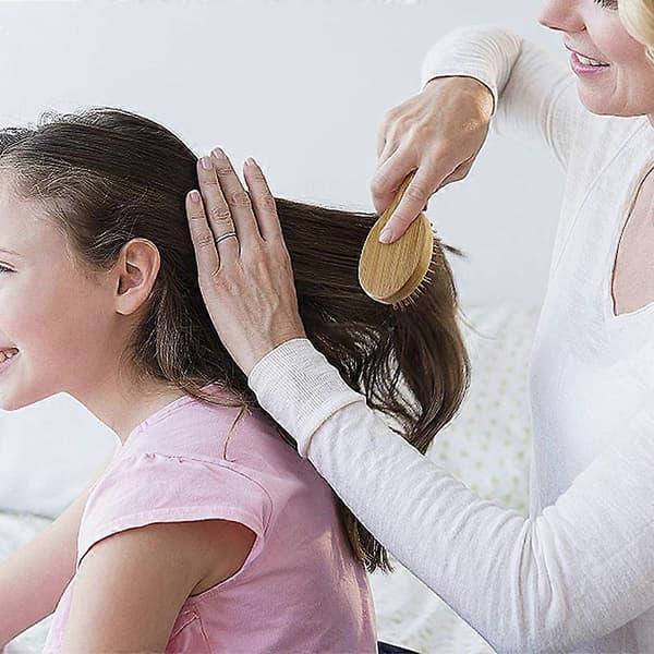 Trækam med træbørster, hårbørste til udfiltring og styling til kvindehår