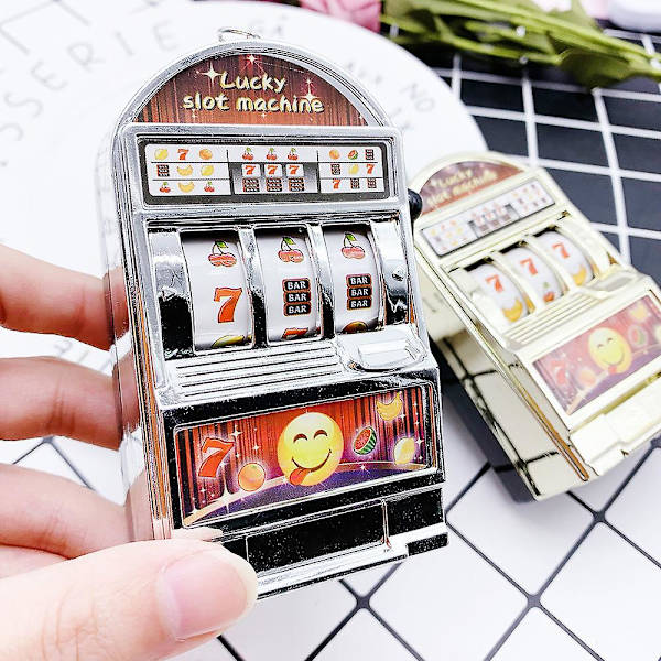 Lucky Jackpot Mini Spelautomat Antistress Leksaker Spel För Barn Säker Maskin Bank Replika Roliga Skämtleksaker Julklapparguld