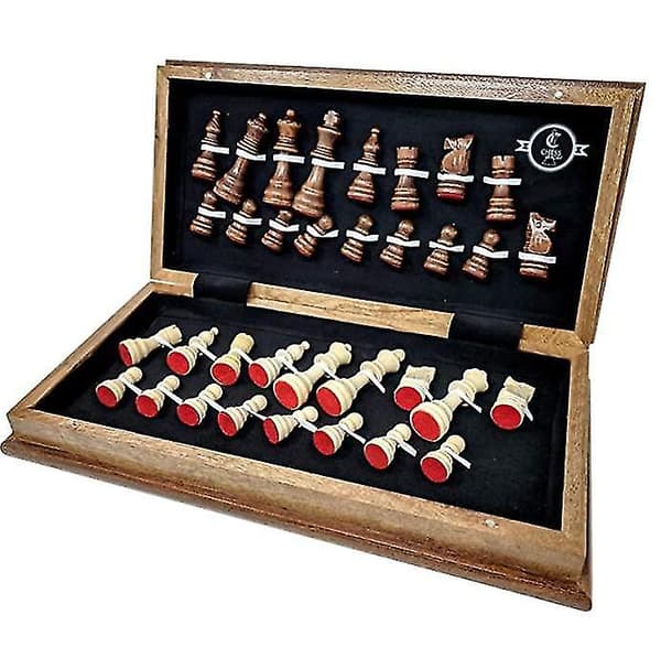 [LCS] Träschack, handgjorda schackpjäser, hopfällbart schackbräde