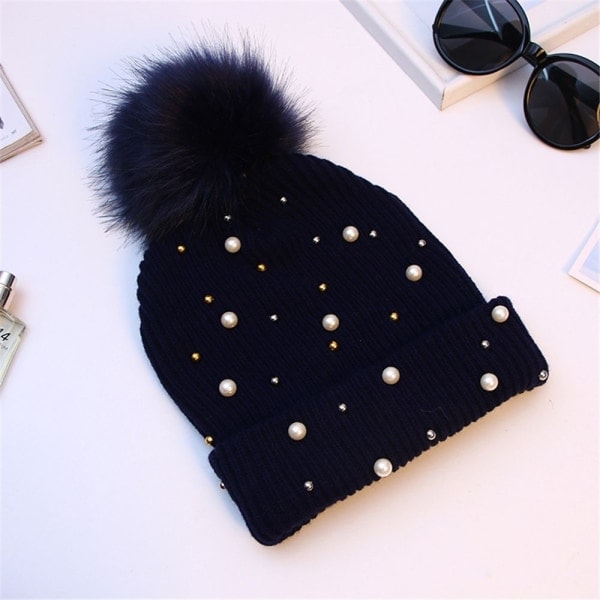 Damhatt Pärlstickad mössa NAVY - Perfekt