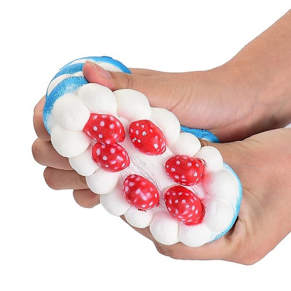 Jordgubbstårta Squishy Pu Långsamt Stigande Rolig Kläm Leksak Helande