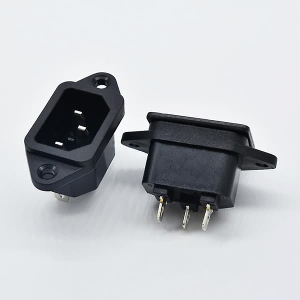 1 stk AC 250V 10A IEC320 C14 3-benet hanstrømstik B