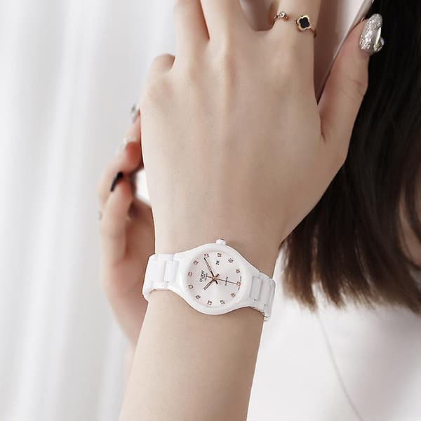 [LCS] Hvit keramisk dameklokke Enkel temperament Rose diamond luminous