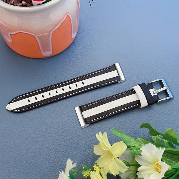 [LCS] Fitbit Versa 4/Sense 2 aidolle lehmännahkainen kellonranneke, värisopiva ranneke soljella Multicolor Style B Fitbit Versa 4