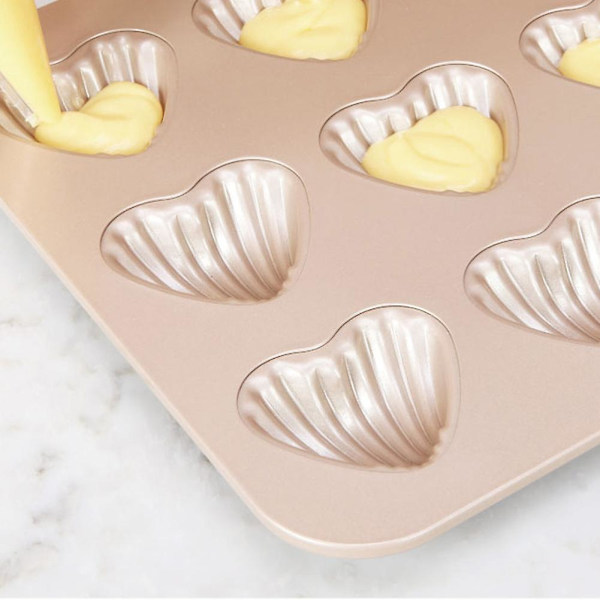 12 Huller Hjerteform Mini Muffin Kageform