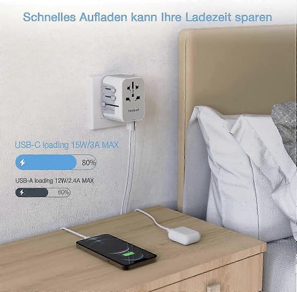 Universell reseadapter med 3 USB-portar och 1 USB C för global användning