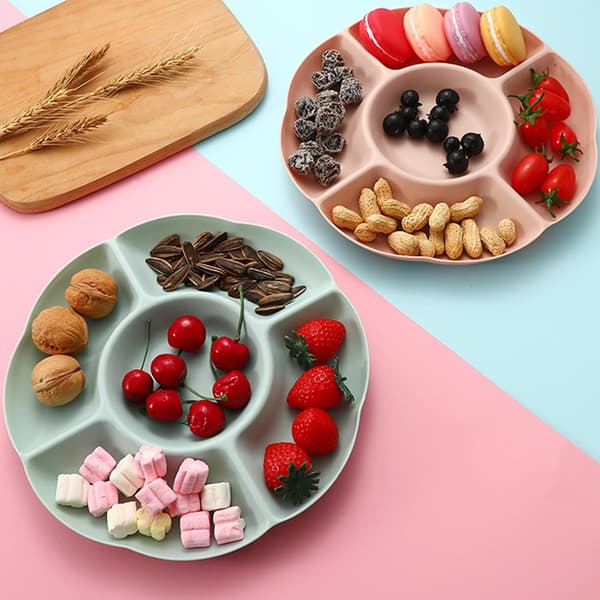 [LCS] Serving Dishes & Platters Divided Trays with 5 Compartments, 4-pack Serving Platters for Parties, Reusable Plastic Snack Tray