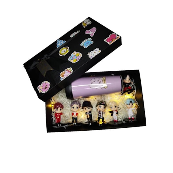 BTS gaveeske sett med 8 stk figur og 350ml flaske