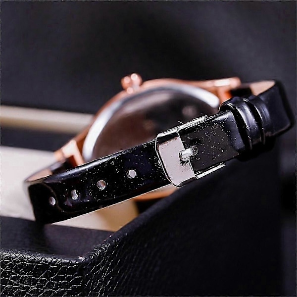 Elegant Damklocka med Diamanter
