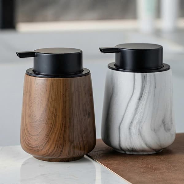 Elegant marmor badeværelsestilbehør salviegrøn sæbedispenser sæt med bakke tilføjer stil til rummet gray wood grain