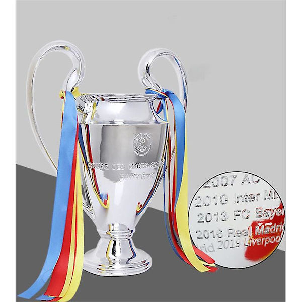 Europeisk Silver Resin Fotboll Pokal Stora Örat Världsmästare Fotbolls Troféer Maskot Fan Souvenir Gåva Kontorshantverk Dekor 16cm