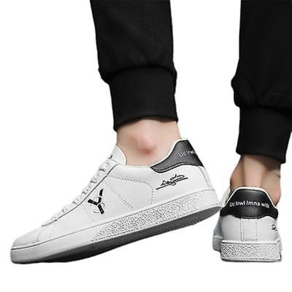 Vita sneakers för män Trendiga skor 5508 white black 42