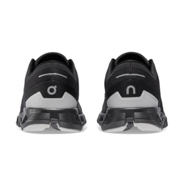 ON CLOUD 5 Herr & Dam Skor On Trainers Cloud X Andningsbara Sneakers Utomhus Lätta Löparskor Black White 38.5