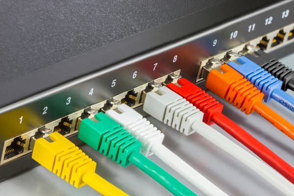 Cat6 F/UTP patchkabel 1m, blå, nettverks Ethernet-kabel