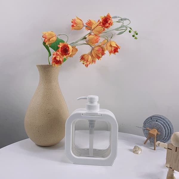 Tom lotionpumpflaska, transparent PET 500ml, påfyllningsbar dispenser för resor, luktfri