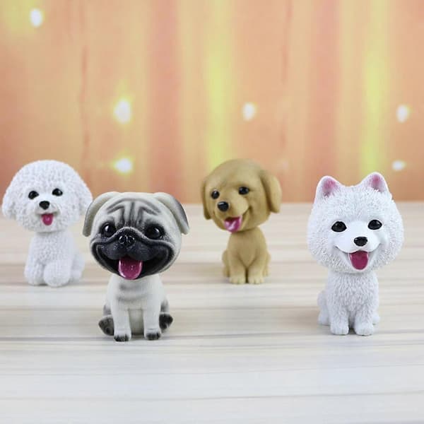 Søt Bobblehead-figur i harpiks, bilpynt til dashbord, nikkende, ristende hode Mops