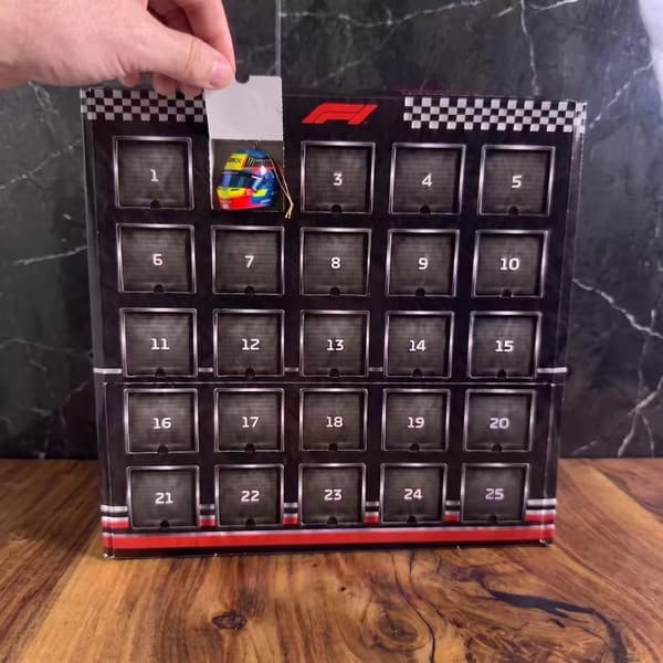 F1 Adventskalender, Racerbil Blind Box, PVC Nedtællingsgave