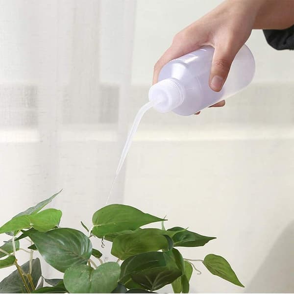 500 ml plastklämflaska med skala, näbbpip för suckulenter
