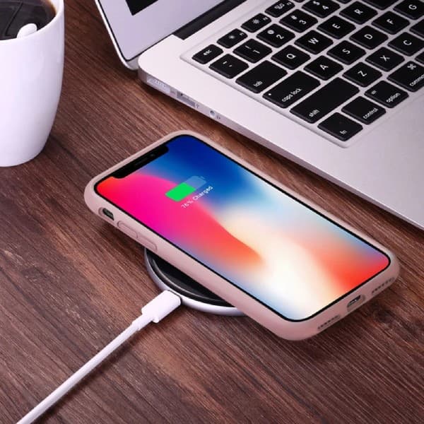 Hydrogel Skärmskyddssats + Silikonfodral + Magnetiskt Stativ för Apple iPhone 17e, Rosa
