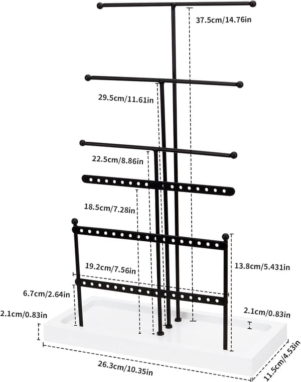 6-kerroksinen koruteline puisilla alustoilla, korunpidike