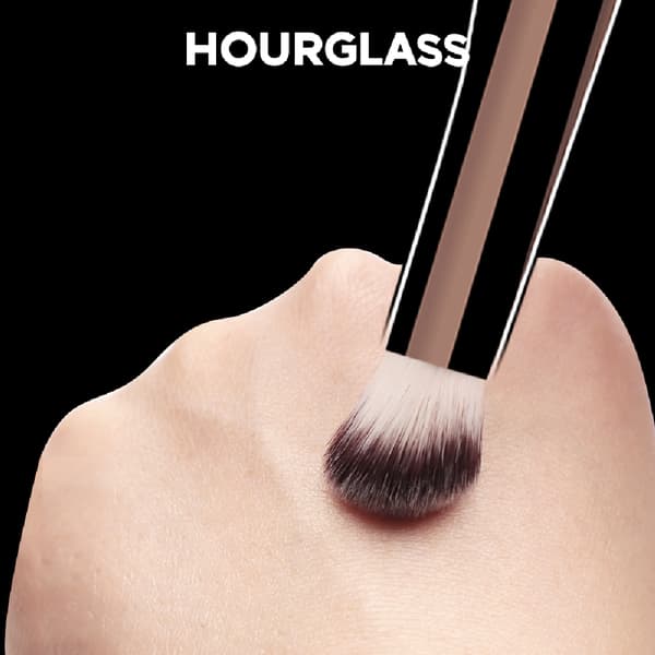 Hourglass sminkekost - No.19 Vanish Seamless Finish Concealer Brush Myk fiberhår Motedesign Enkel ansiktskost 19