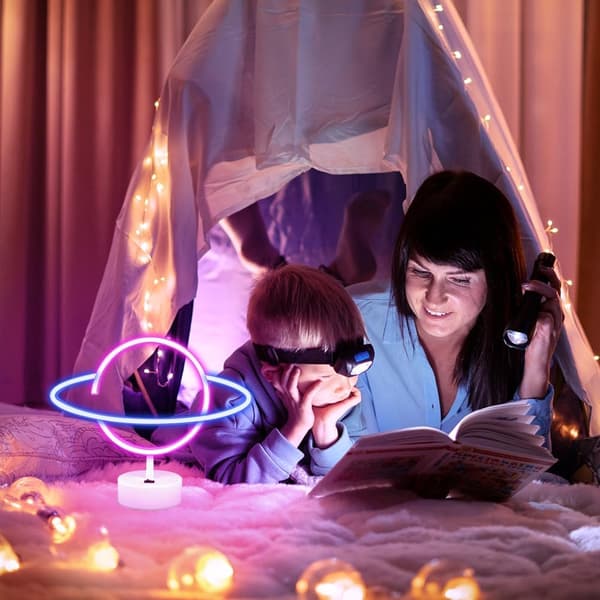Planet Neonskylt, LED Nattlampa för Sovrumsinredning, Batteri/USB-driven Planet