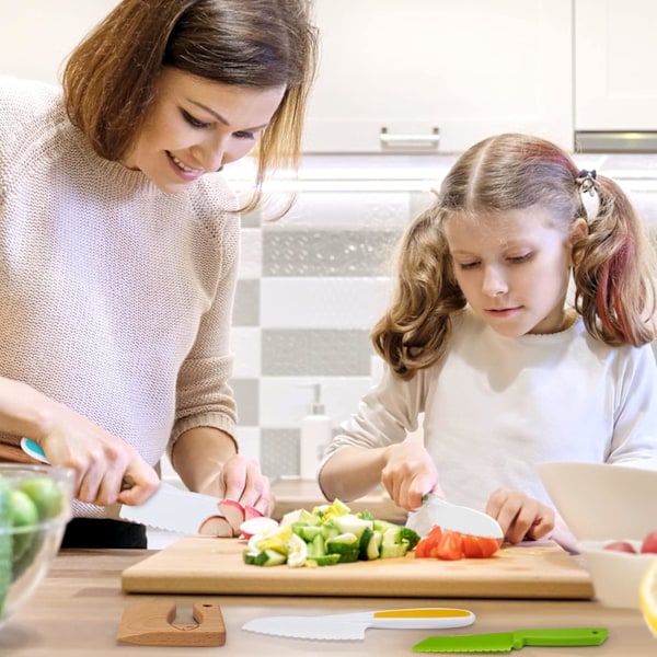 Barnköksknivar Set om 6 - För att skära och laga frukt eller grönsaker - Inkluderar trä Y