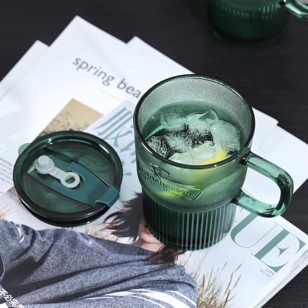 450 ml glas med lock och sugrör, iskaffeglas med sugrör och lock, 2-pack gröna dricksglas med sugrör