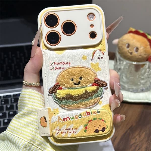 Plyschbroderat Burger Kickstand Mobilskal, Stötsäkert Skyddsfodral med Lädertextur för iPhone, Höst Vinter Stil 16 pro