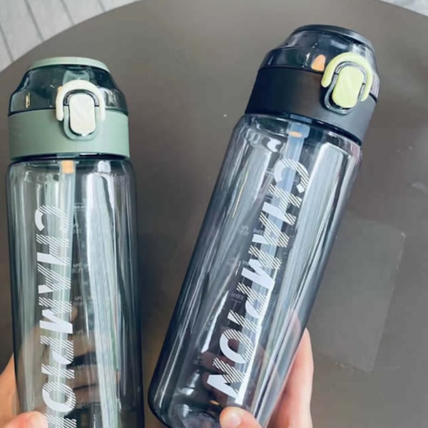 650ML/800ML Vattenflaska med Sugrör och Tryck, Snygg Bärbar Sportflaska för Inomhus och Utomhusbruk, Grön Green 800ml