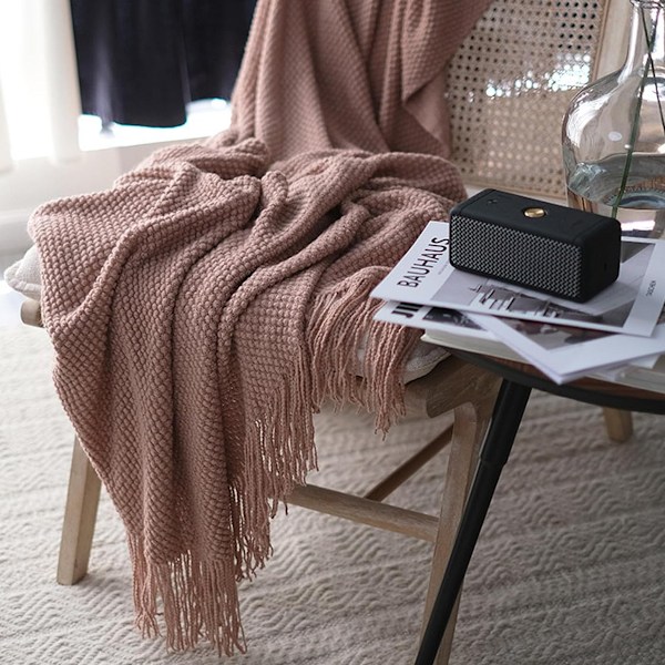 Akryl Strikket Teppe, Lett og Mykt Koselig Dekorativt Vevd Teppe med Frynser for Reise, Sofa, Seng, Sofa, 51x67 Tommer Dirty powder