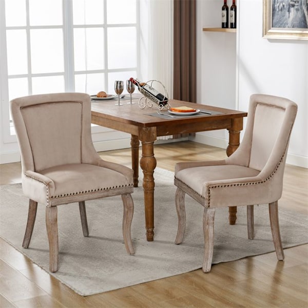 Set med 2 Matstolar - Sammetssitthörna i Beige - Massiv Träben - Vardagsrum Stolar - Dekoration med Nitar Beige