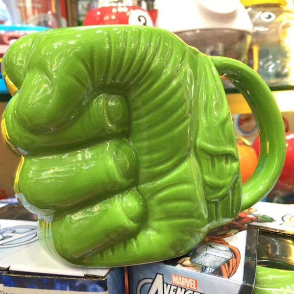 600ml Infinitely Good Heminredning Center Hulk Näve Formad 3D Keramisk Kaffemugg Tecknad Kopp