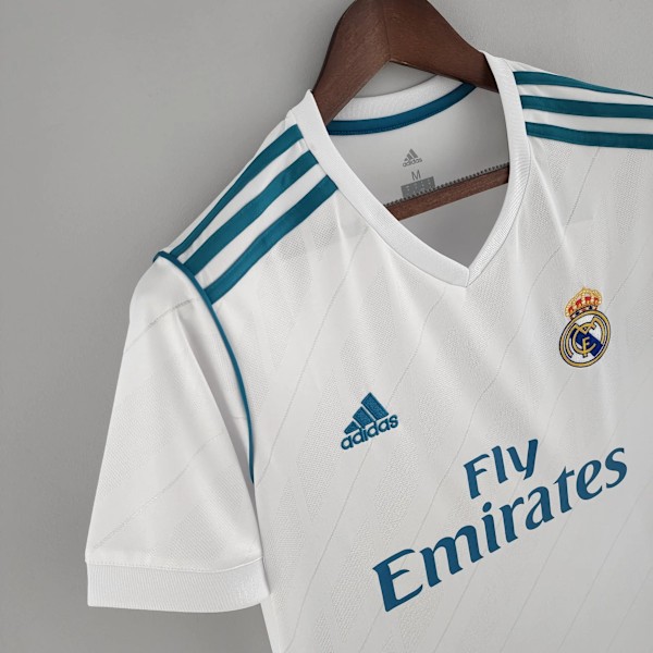 REAL MADRID 2017 - 2018 HEMMATRÖJA Vuxen Vintage Klassisk Fotbollströja M