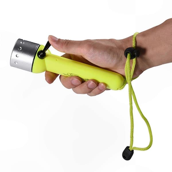 LED Waterproof Diving Light for Diving and Underwater Exploration