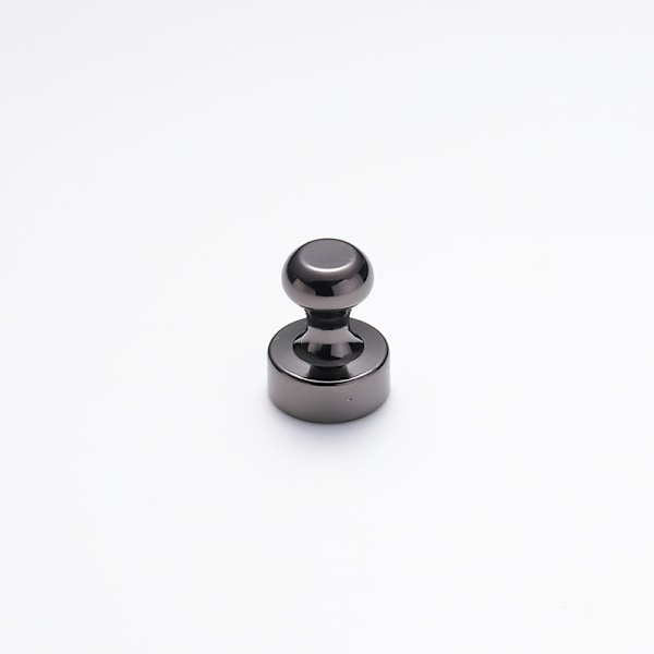 20 st svarta kylskåpsmagneter, för att hålla fast skrivarpapper och andra magnetiska ytor (16 mm x 12 mm)