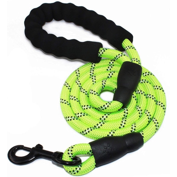 1,5 m hundebånd, tau til hundebånd med mykt polstret håndtak og slitesterke reflekterende nylontråder Sikkerhetsbånd for alle størrelser hunder (grønn)