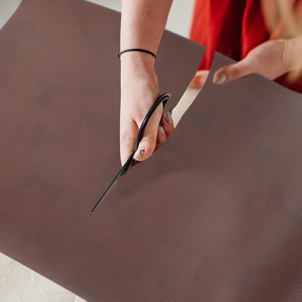 PU-læderark til håndværk og DIY-læderarbejde, brun-sort kornstruktur 20x120cm rulle