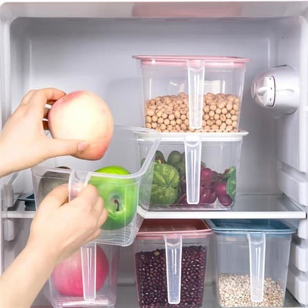 Sealed food container with handle. Large capacity for the fridge, stackable and easy to store (Blue, S)