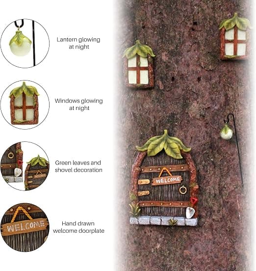 Miniature dør og vindue til feer, lysende vindue og dør