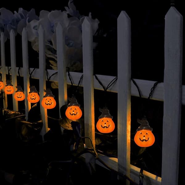 Halloween Pumpkin Hat String Lights, 2.6m Outdoor Halloween Decorations String Lights with 10 LED Jack-O'-Lantern Lights, Connectable Pumpkin with Hood