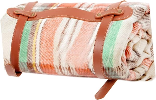 Adjustable Leather Carrying Strap 61 cm for Outdoor Picnic, Camping Blanket and Beach Mat
