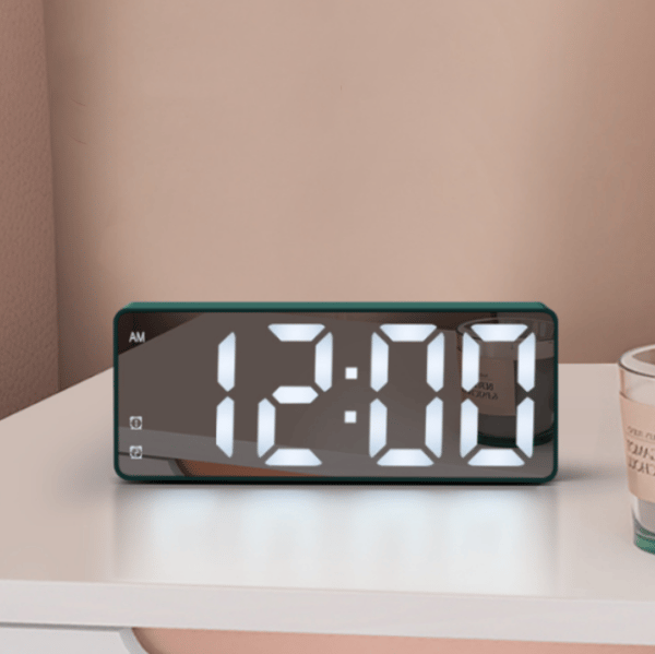 White Digital Alarm Clock, Electronic Alarm Clock with Snooze Function